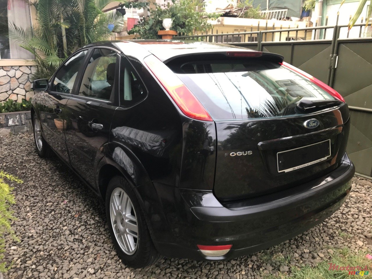 2008' Ford Focus GHIA photo #1