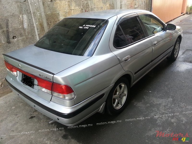 1999' Nissan Sunny photo #2