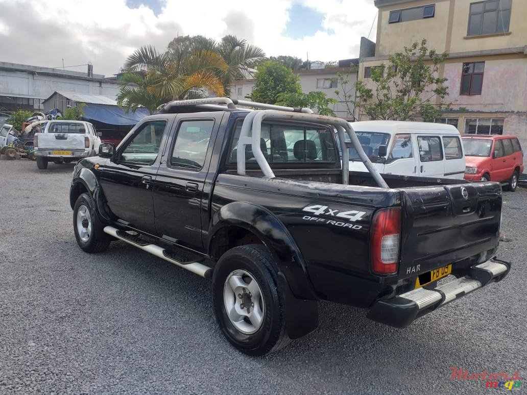 2009' Nissan Hardbody photo #4