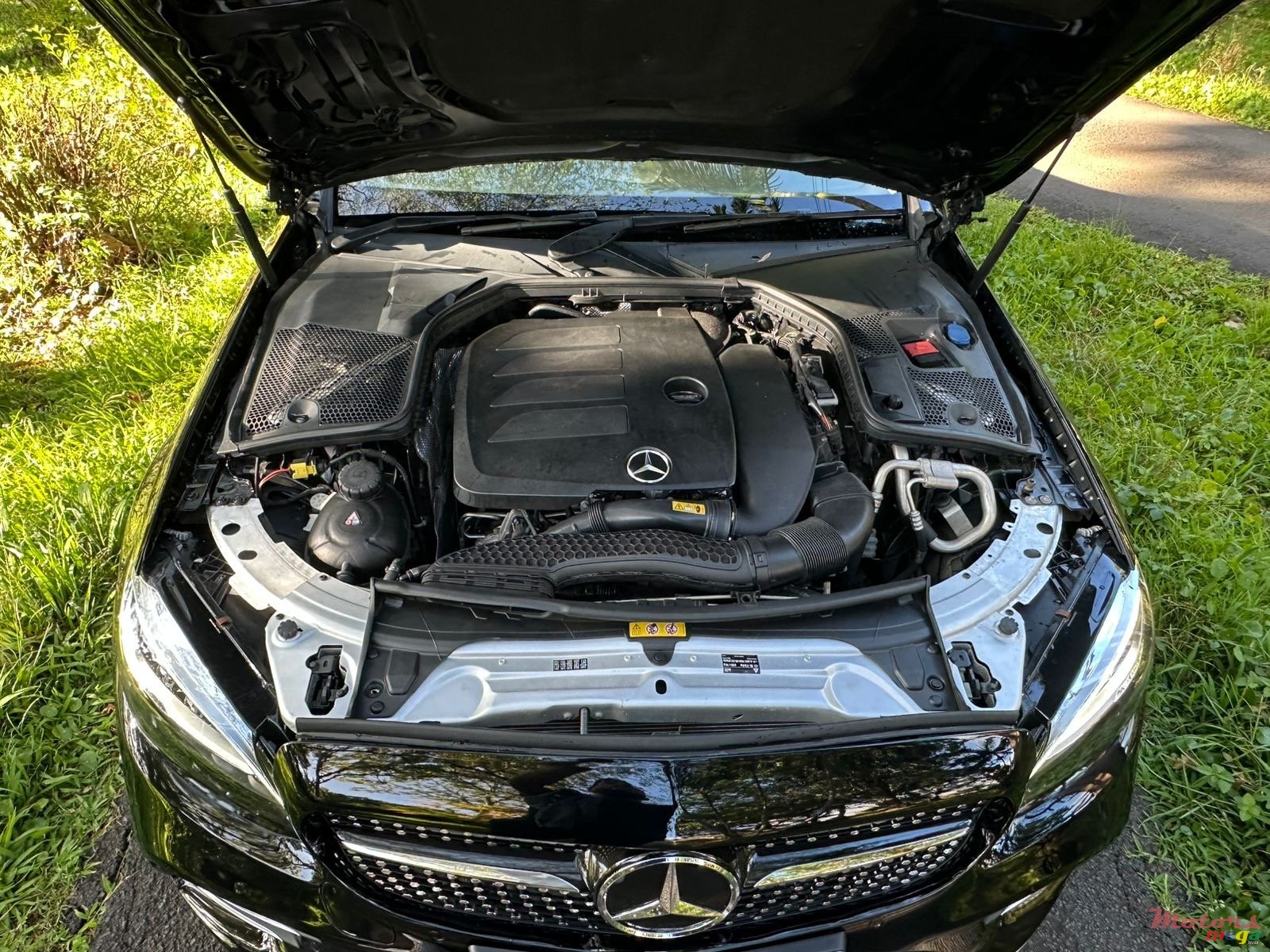 2020' Mercedes-Benz C180 AMG Pack photo #6