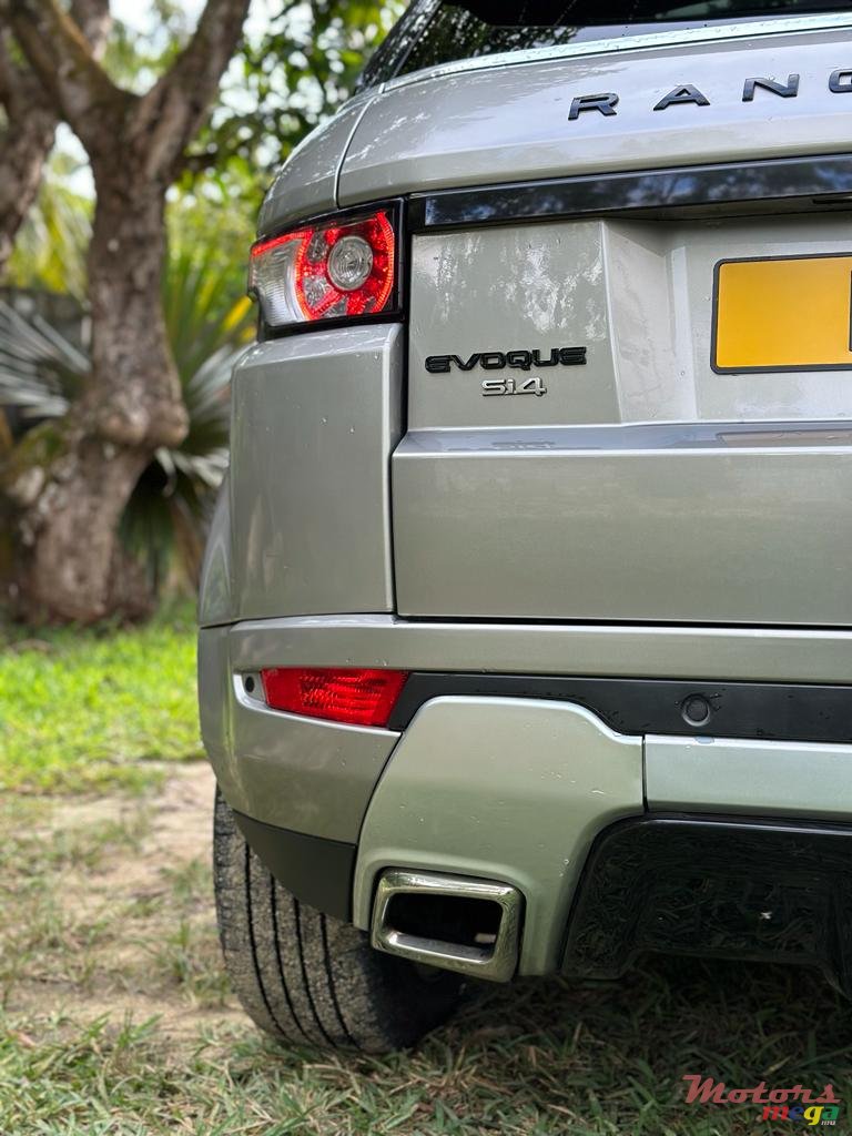 2012' Land Rover Range Rover Evoque photo #6