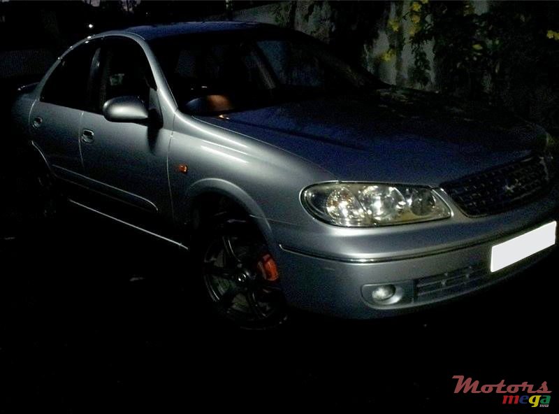 2004' Nissan Sunny photo #1