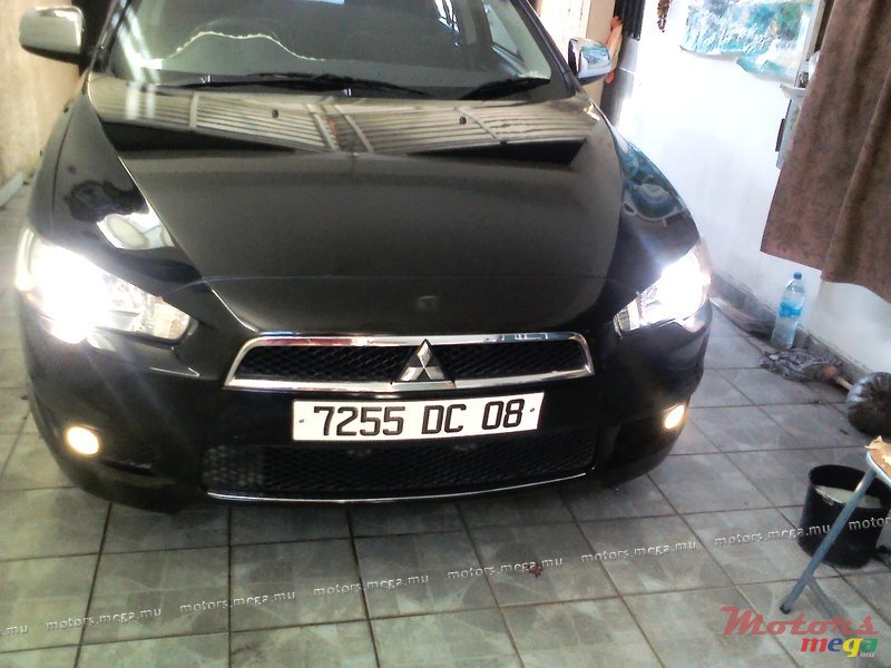 2008' Mitsubishi Lancer photo #1