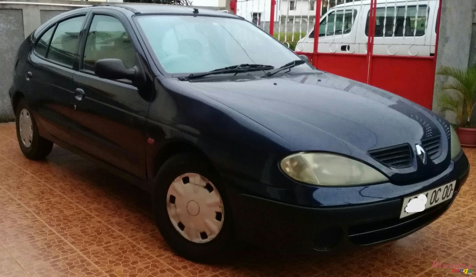 2000' Renault Megane photo #3