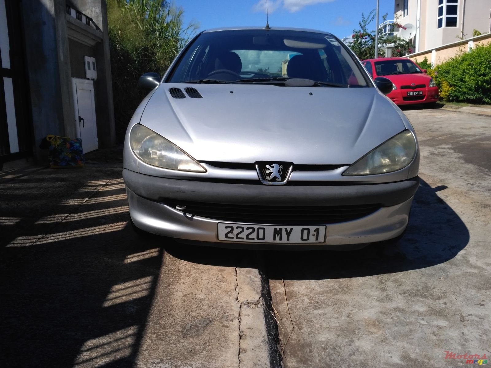 2001' Peugeot 206 photo #1