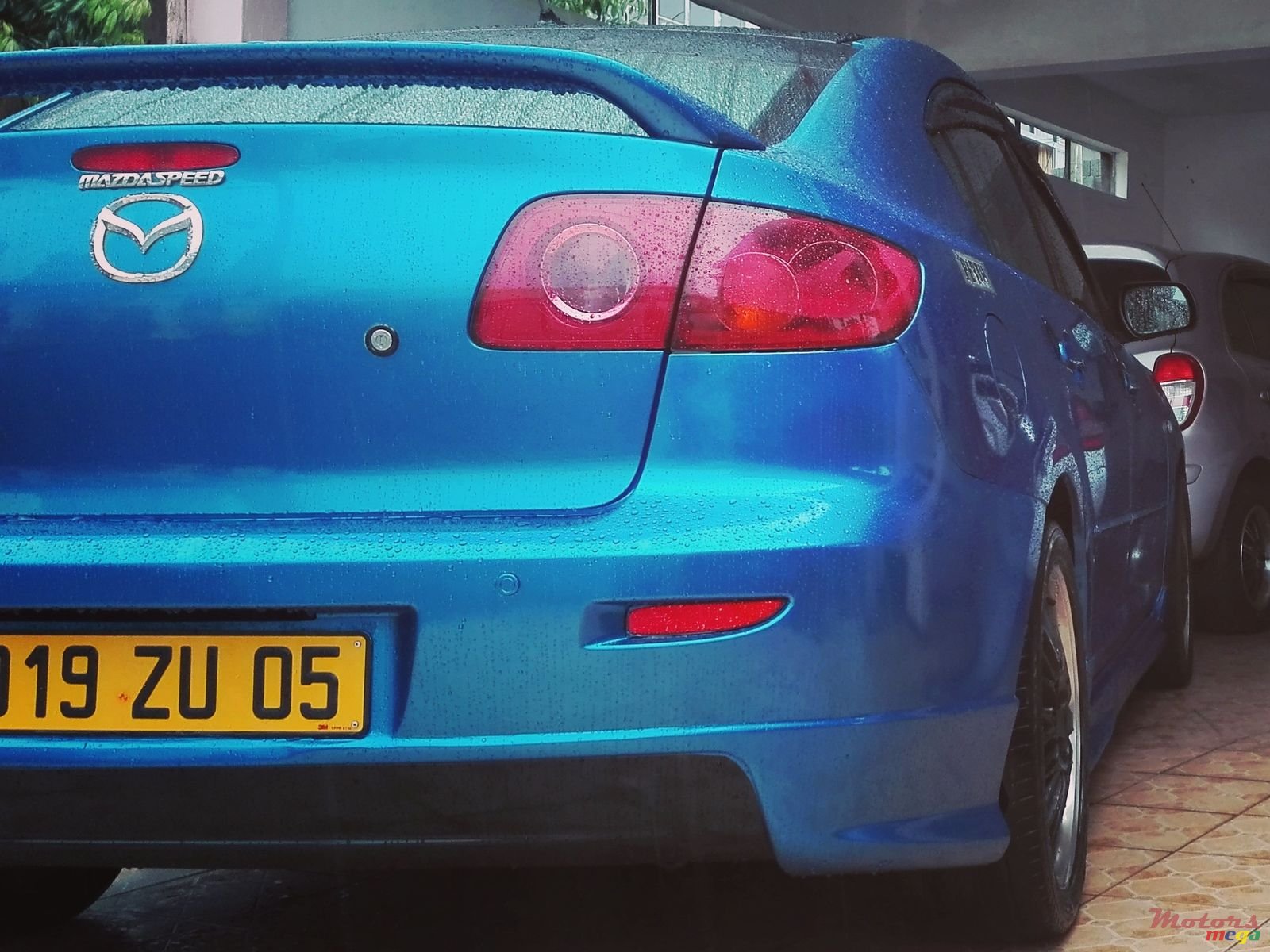 2005' Mazda 3 Sport photo #1