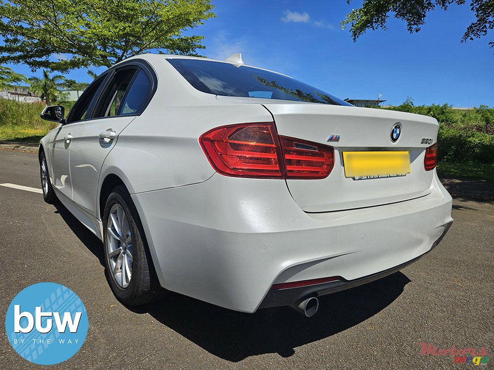 2013' BMW 320 320i photo #3