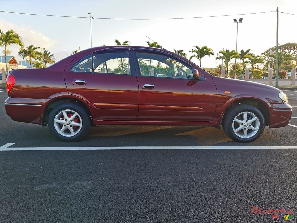 2005' Nissan Sunny N17 photo #3