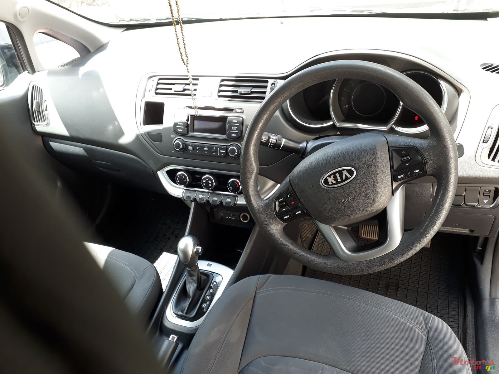 2014' Kia Rio photo #3