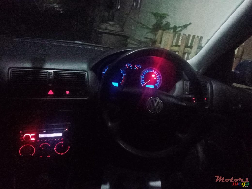 2007' Volkswagen Golf photo #3