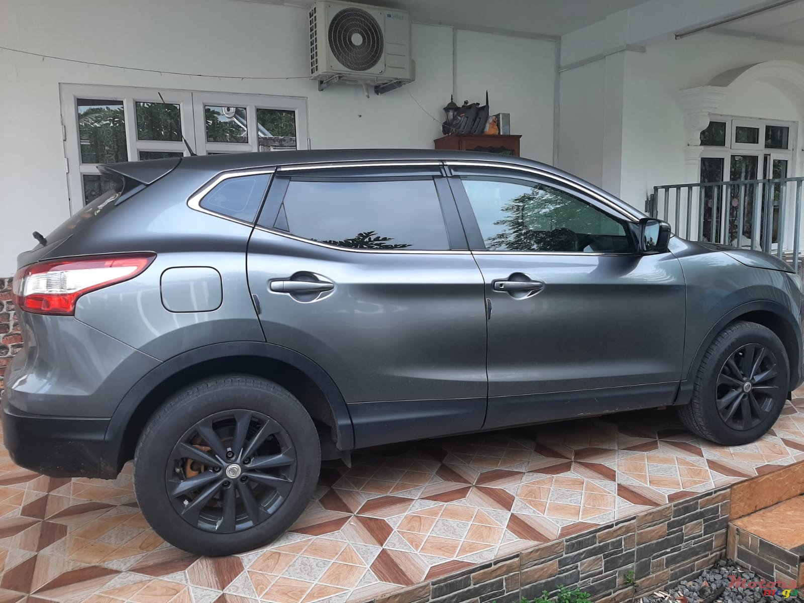 2015' Nissan Qashqai photo #2