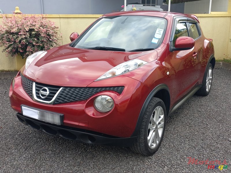 2015' Nissan Juke Automatic photo #1