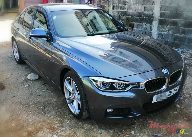 2016' BMW 318 photo #2