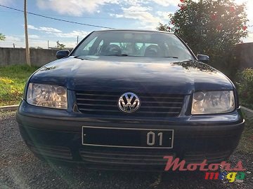 2001' Volkswagen Bora photo #2