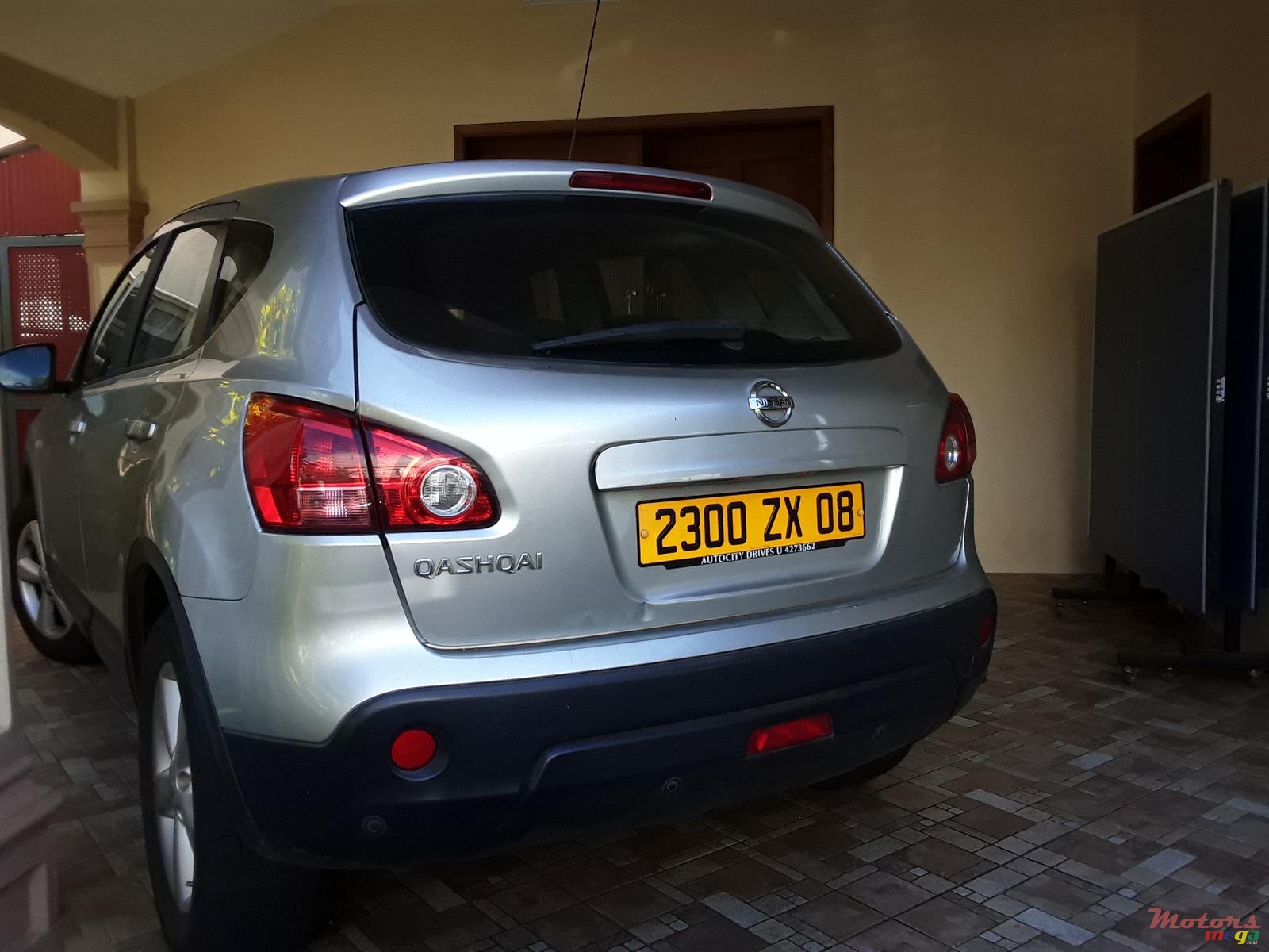 2008' Nissan Qashqai photo #2