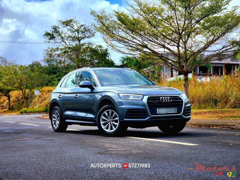 2019' Audi Q5 Quattro photo #3