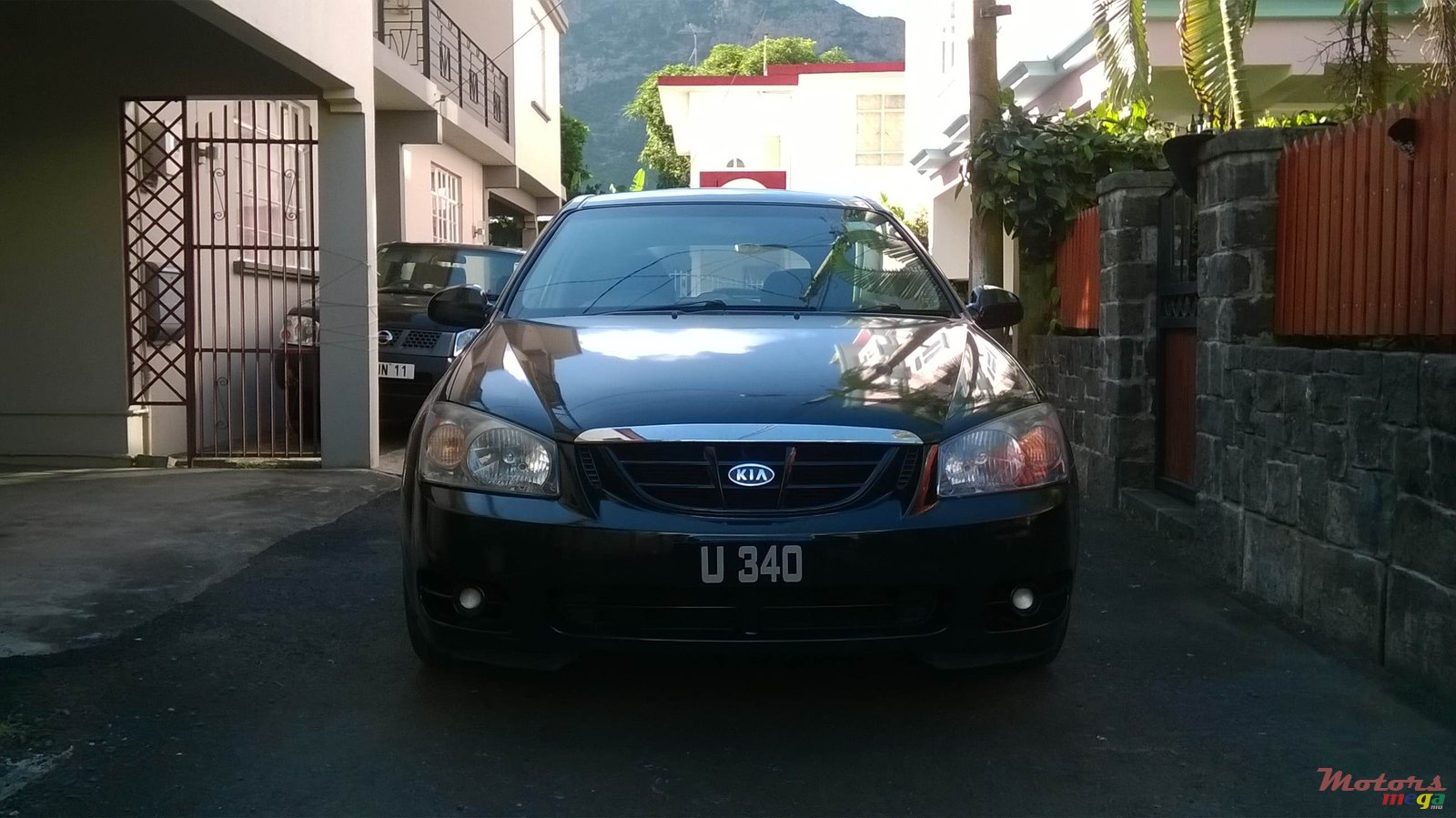 2005' Kia Cerato photo #1