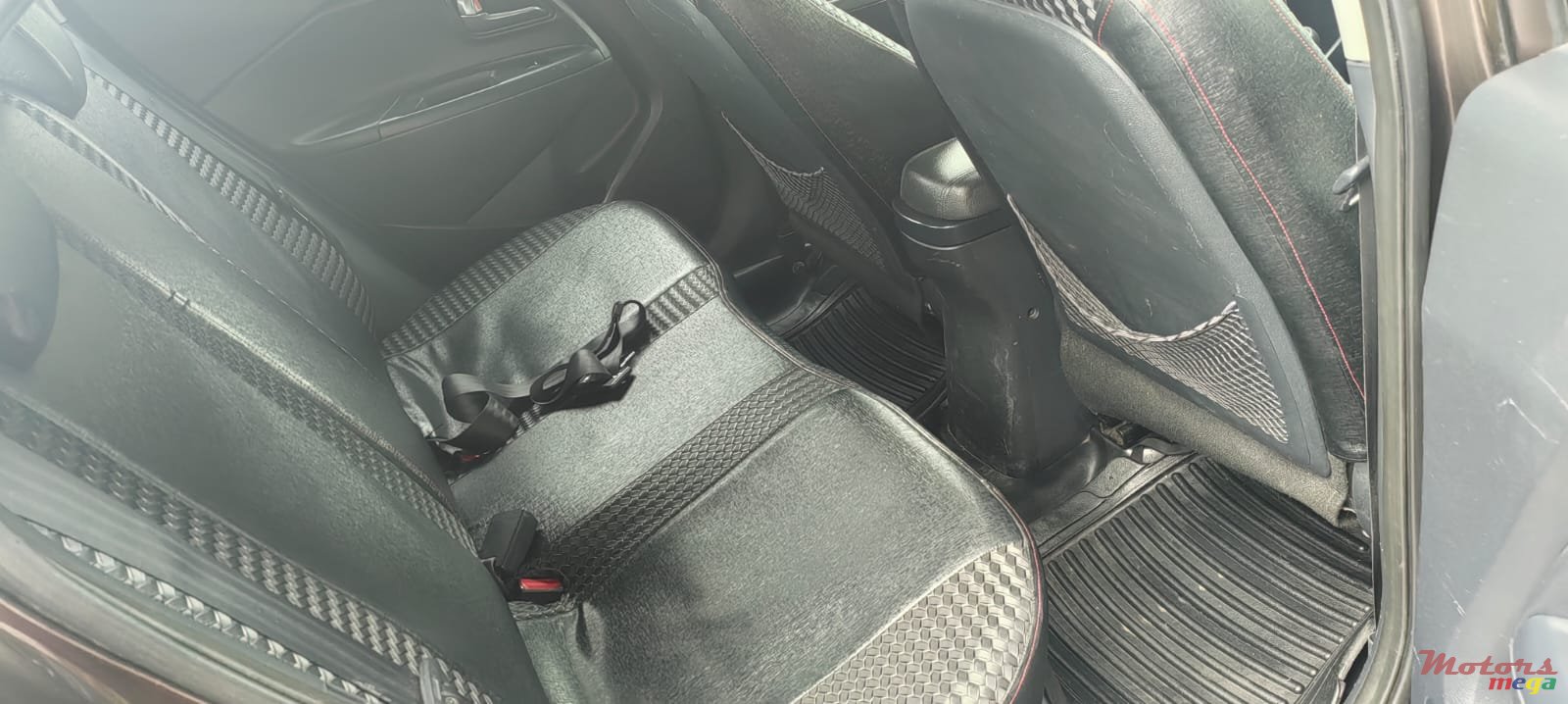 2013' Kia Rio photo #6