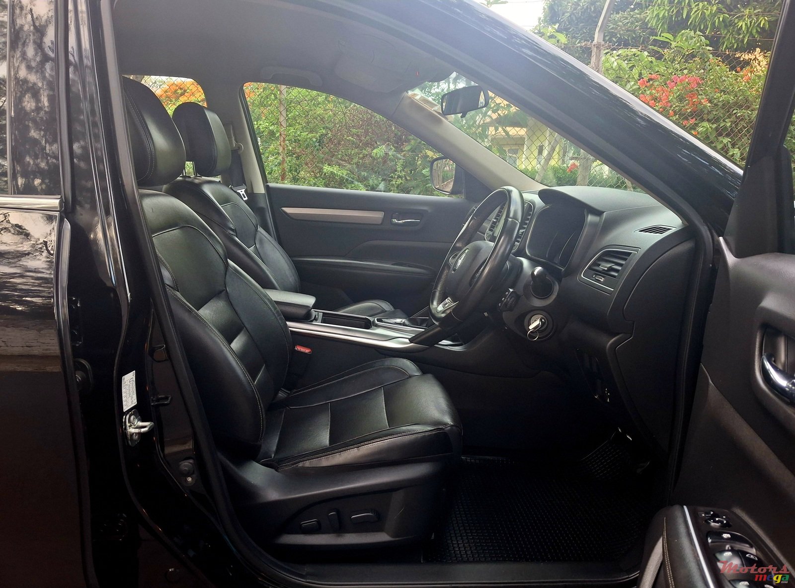 2018' Renault photo #5