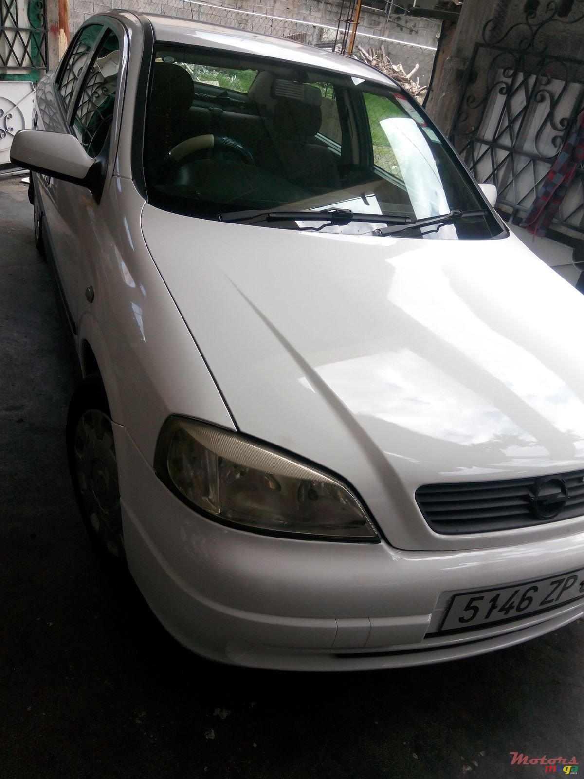 2004' Opel Astra photo #2