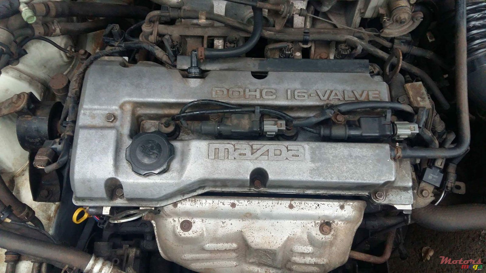 1999' Mazda 323 photo #4