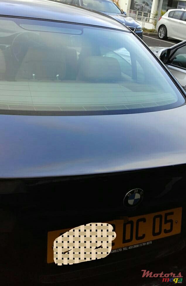 2005' BMW 1 Series 3 Door photo #4