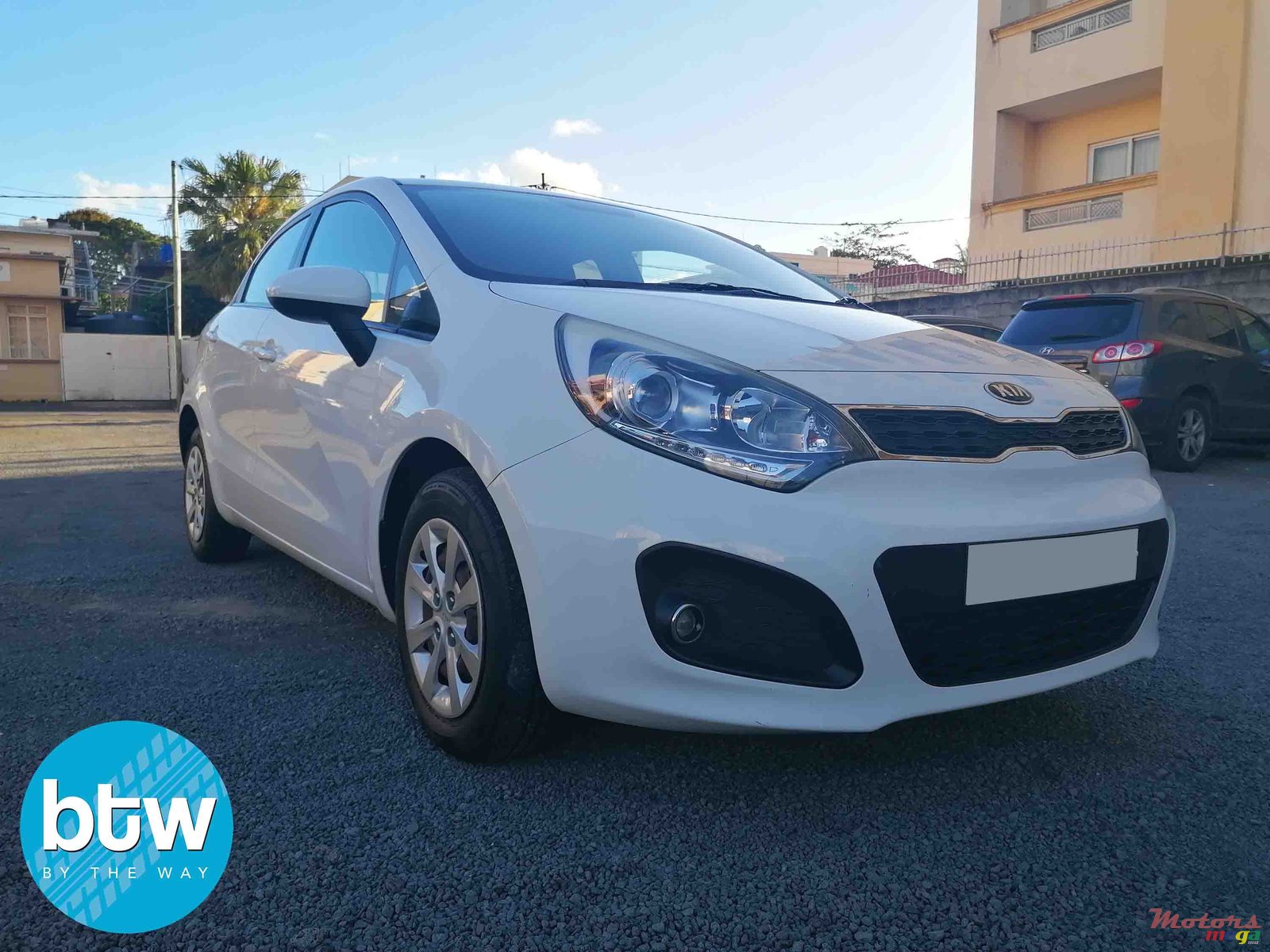 2013' Kia Rio photo #1