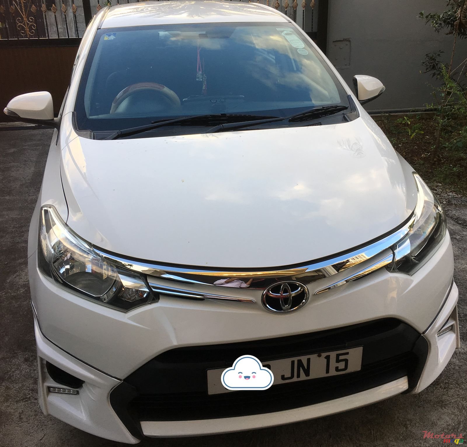 2015' Toyota Yaris Trd Sportivo (Origin) photo #2