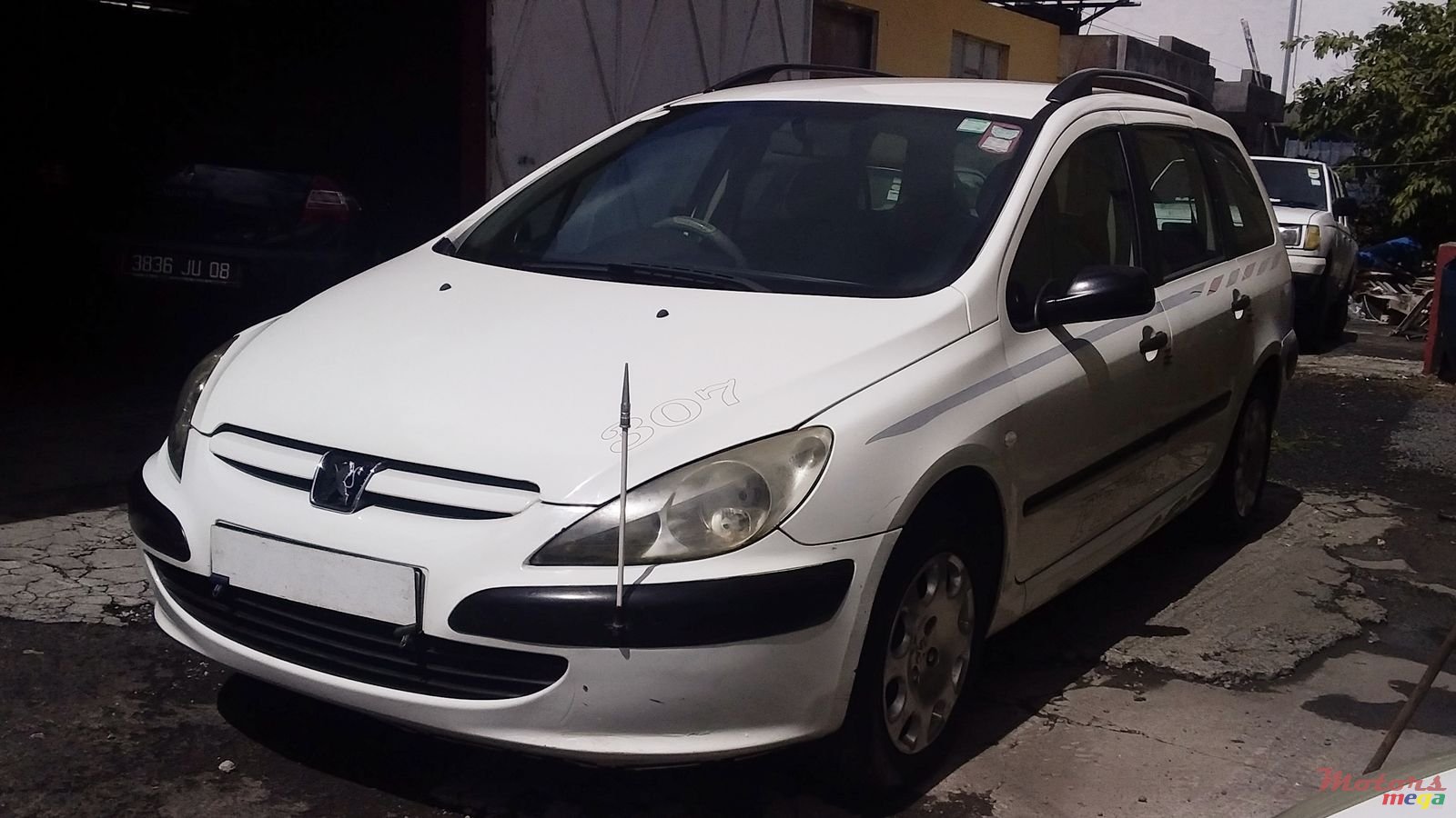 2005' Peugeot Break photo #2