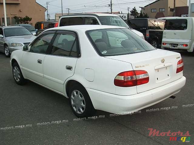 1999' Toyota Corolla X.E Saloon photo #1