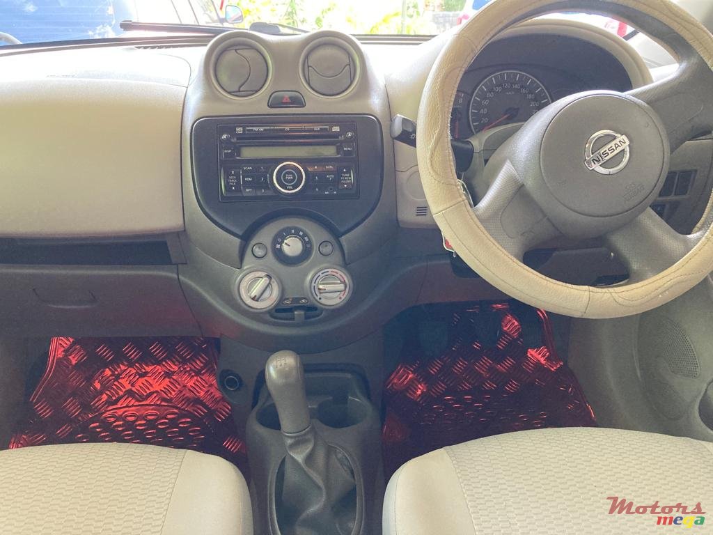 2014' Nissan March photo #3