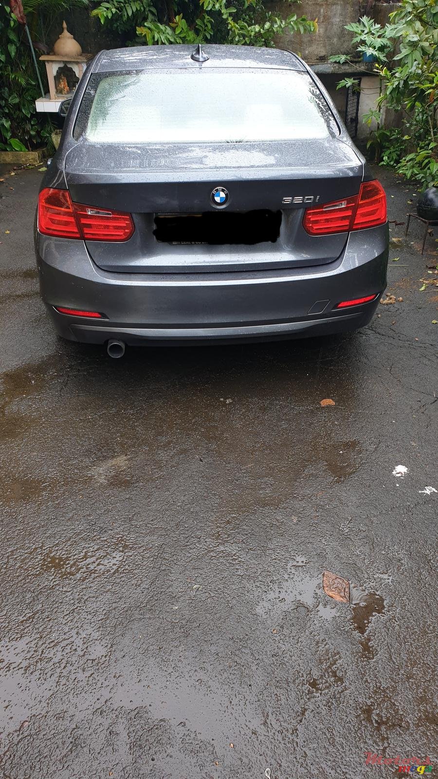 2013' BMW 3 Series None photo #1