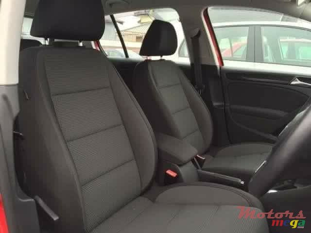 2012' Volkswagen Golf photo #4