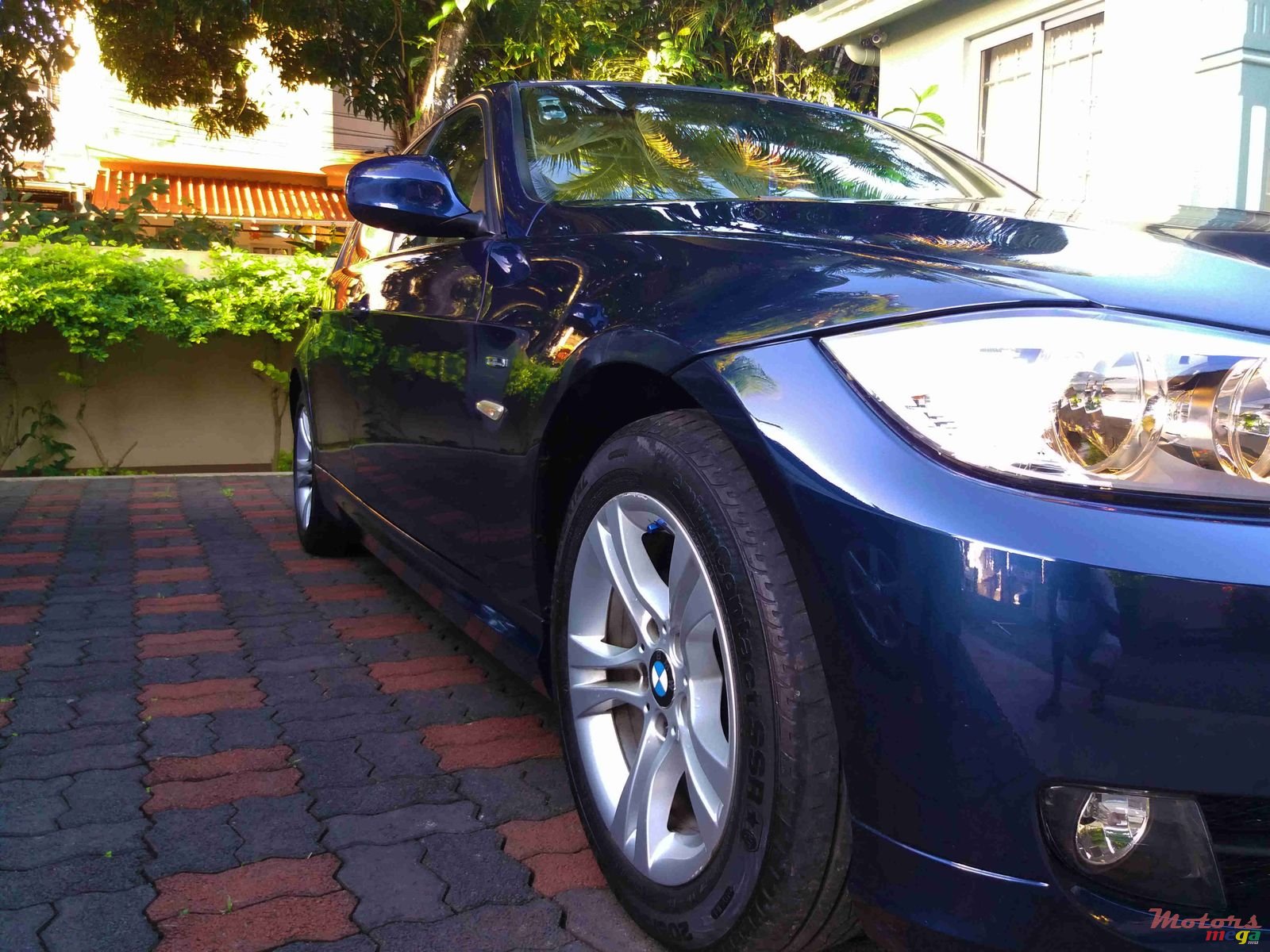 2011' BMW 316 E90 photo #2