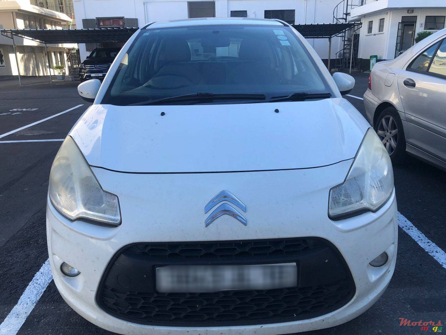 2010' Citroen photo #4