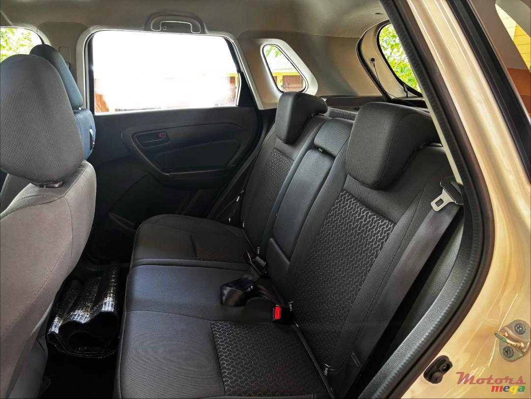 2021' Toyota Urban Cruiser photo #5