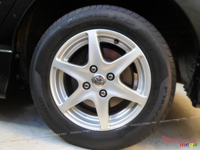 2003' Toyota photo #1