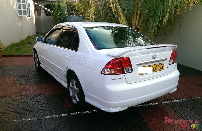 2005' Honda Civic civic vtec photo #2
