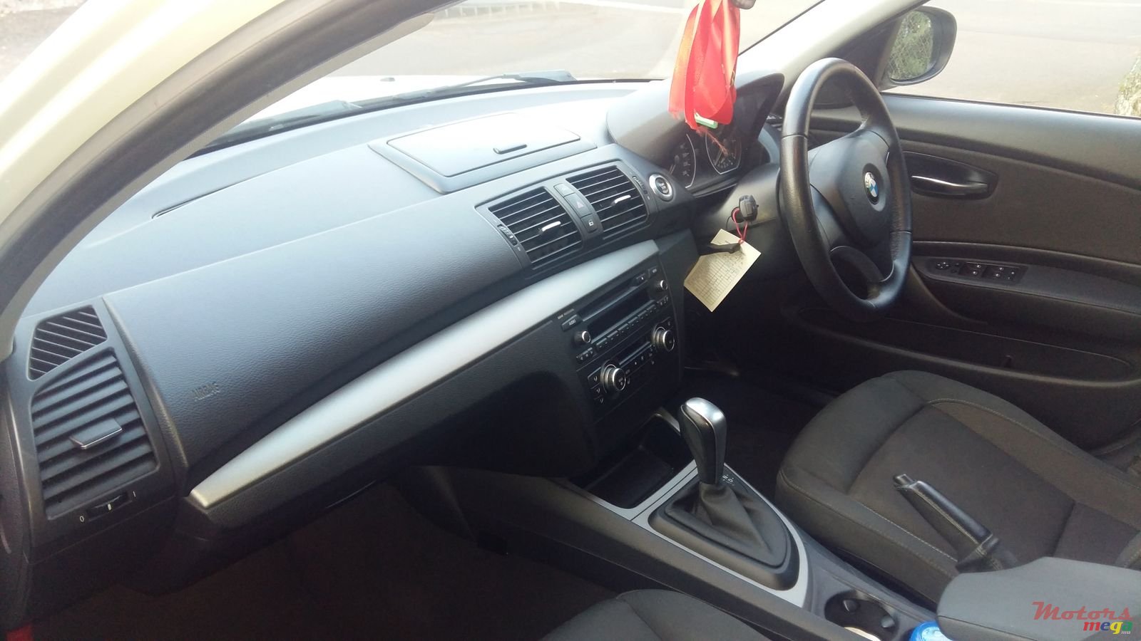 2011' BMW 116 photo #5