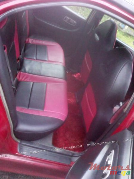 1995' Nissan Primera photo #5