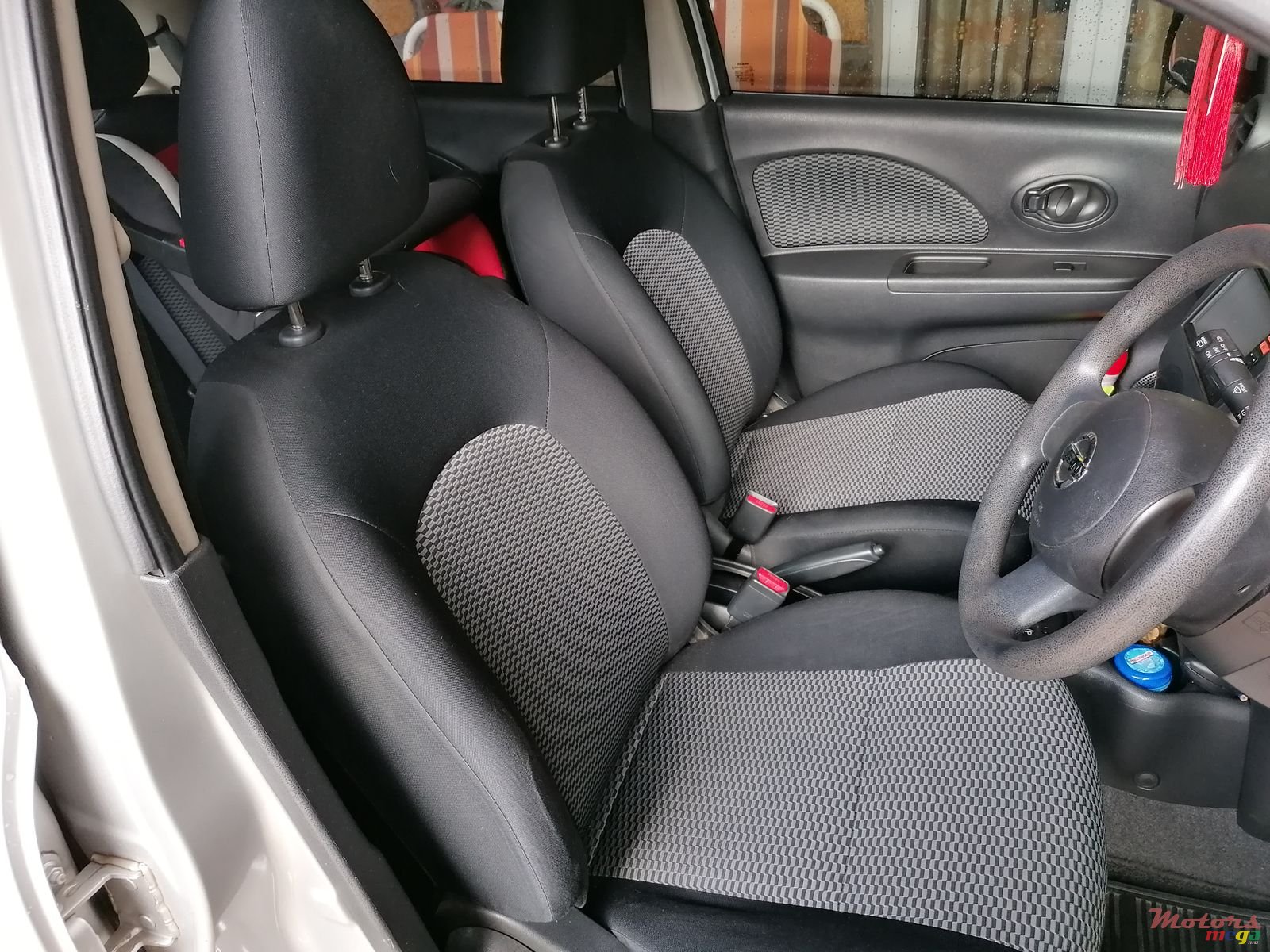 2014' Nissan March photo #6