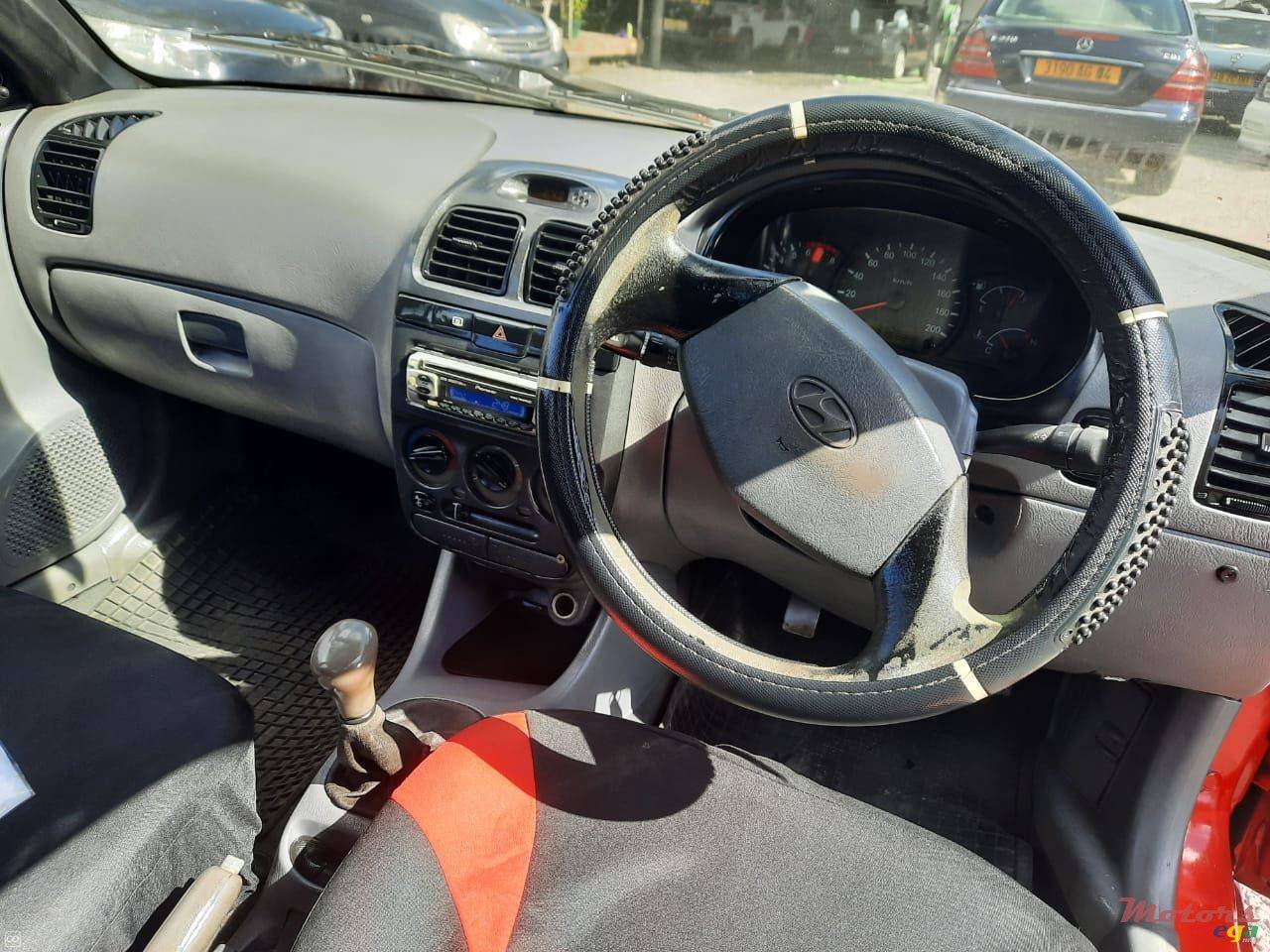 2005' Hyundai Accent photo #7