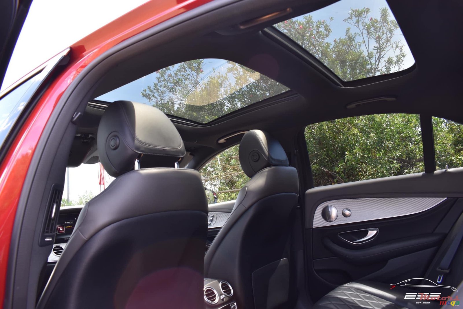 2018' Mercedes-Benz E-Class E350E Hybrid photo #4