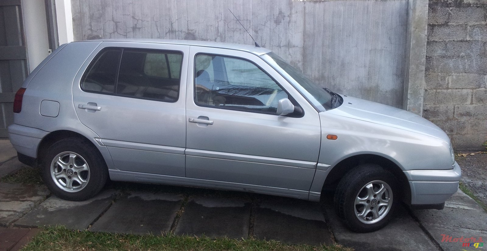 1997' Volkswagen Golf photo #2