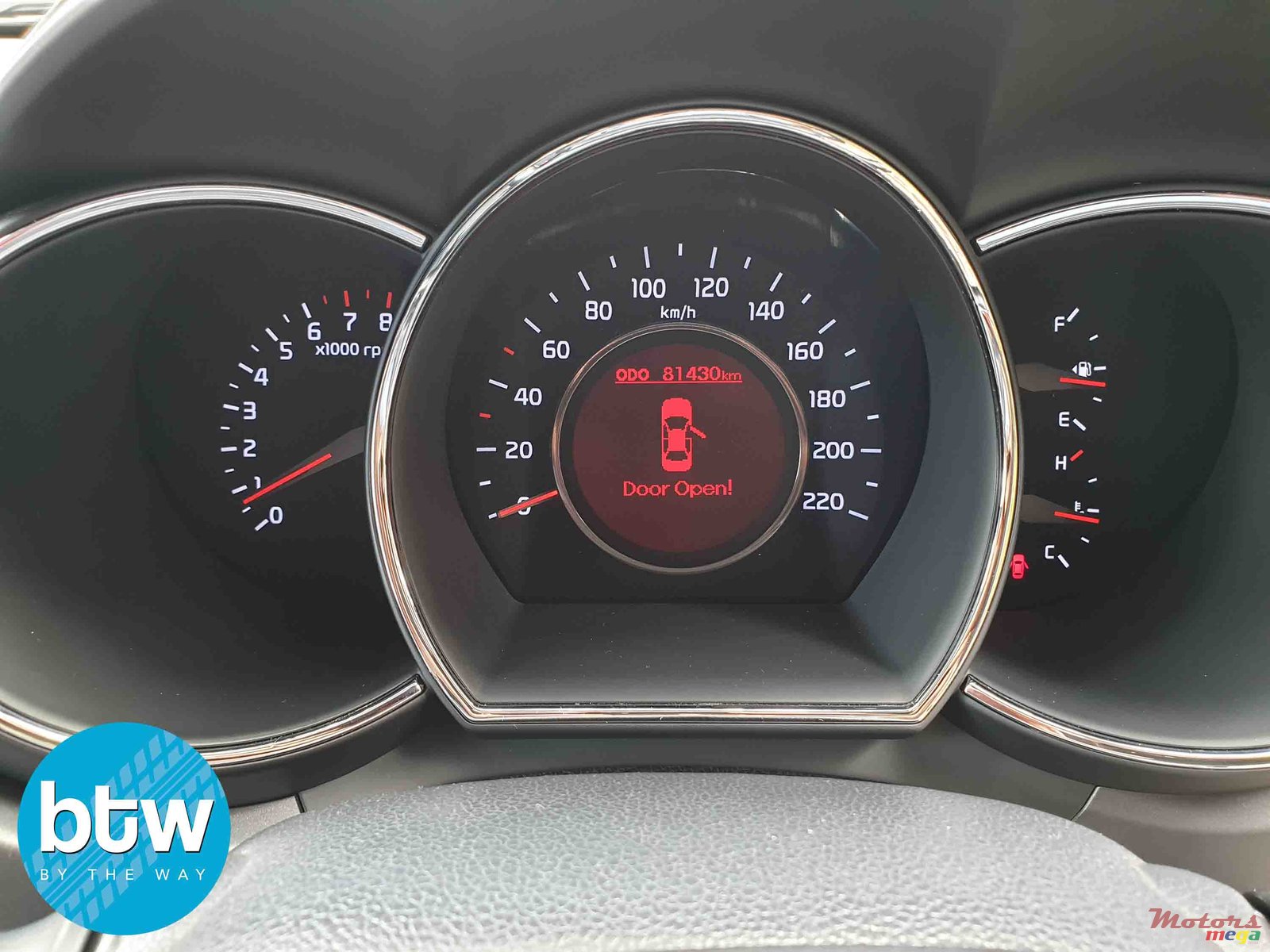 2011' Kia Rio photo #7