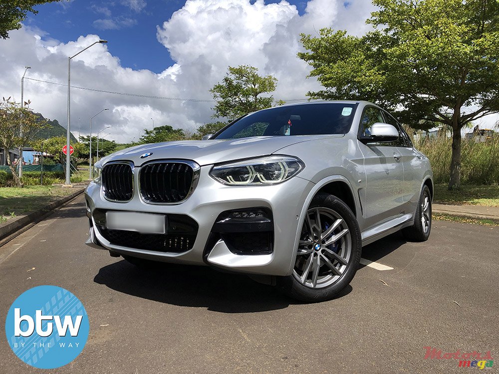 2020' BMW X4 XDRIVE 20I photo #2