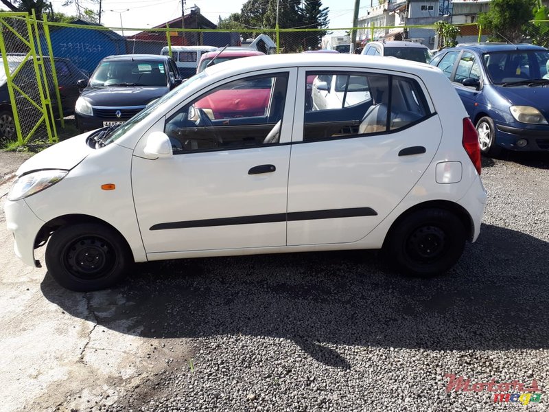 2016' Hyundai i10 photo #3