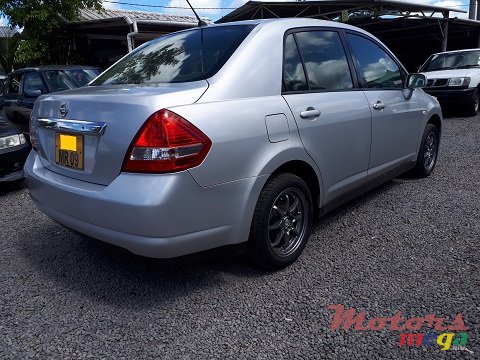 2009' Nissan Tiida photo #6