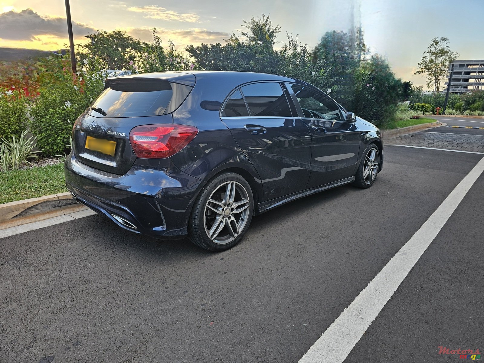 2017' Mercedes-Benz 200 photo #3