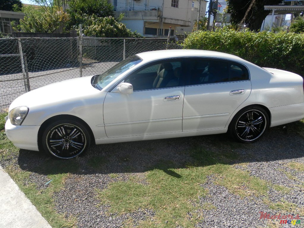 2004' Infiniti Q Q45 photo #2